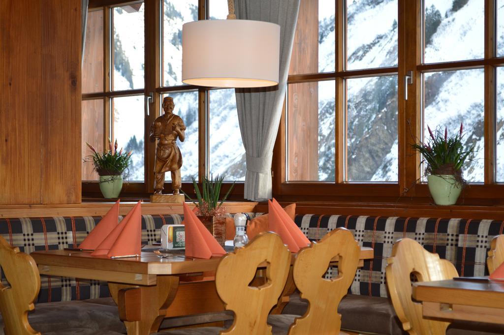 ダーミュルスGasthaus Glockleアパートメント 部屋 写真